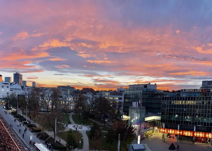 Urbanstays Linz Landstrasse - City Center - Near Casino